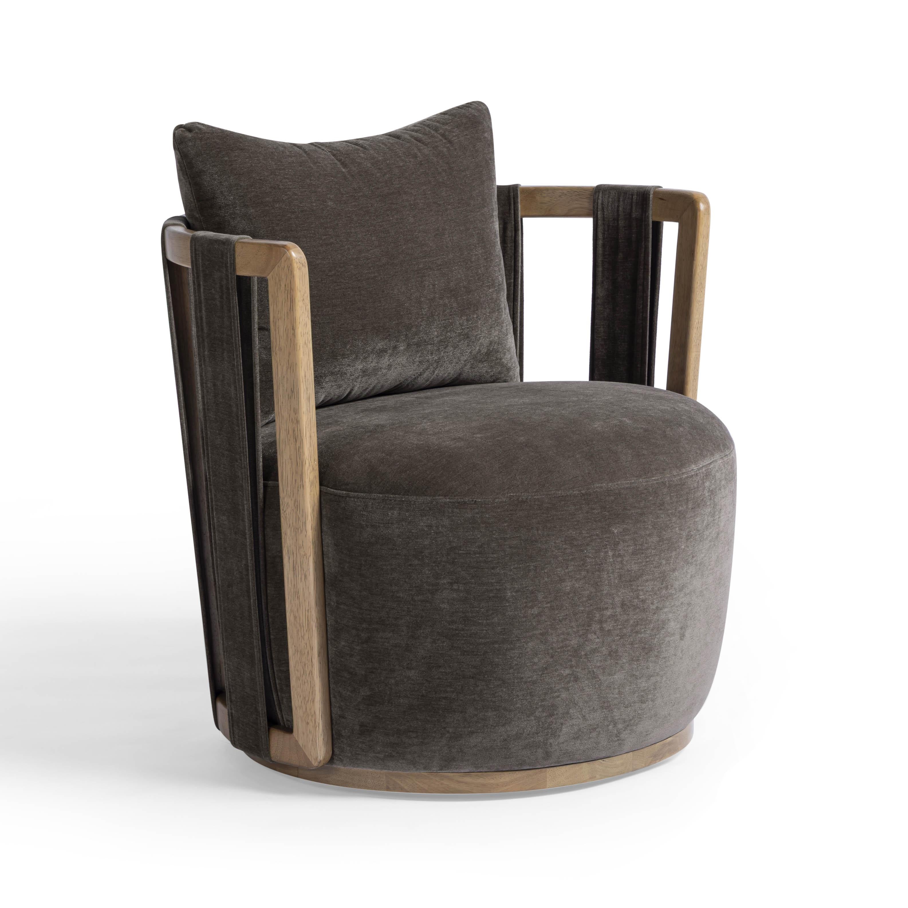 Paolo Upcycled Contract-Grade Fabric Swivel Accent Chair - Luxe Home Furnishings (Jersey City, NJ)